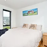Esplanade Beach House - Christchurch Holiday Homes