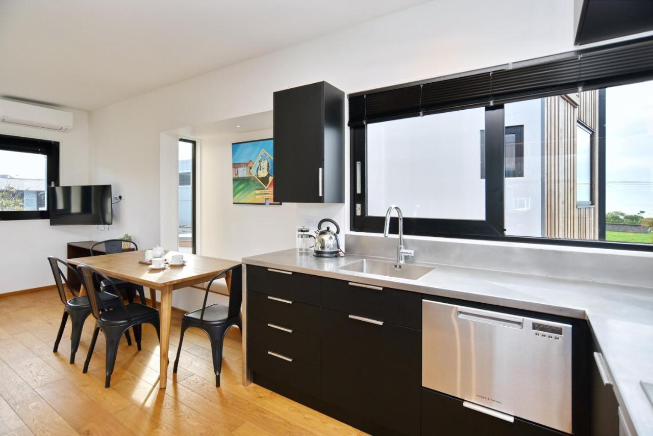 Esplanade Beach House - Holiday home *